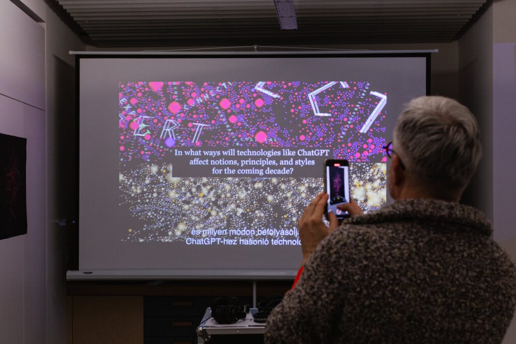 20241229_adapter-51-min