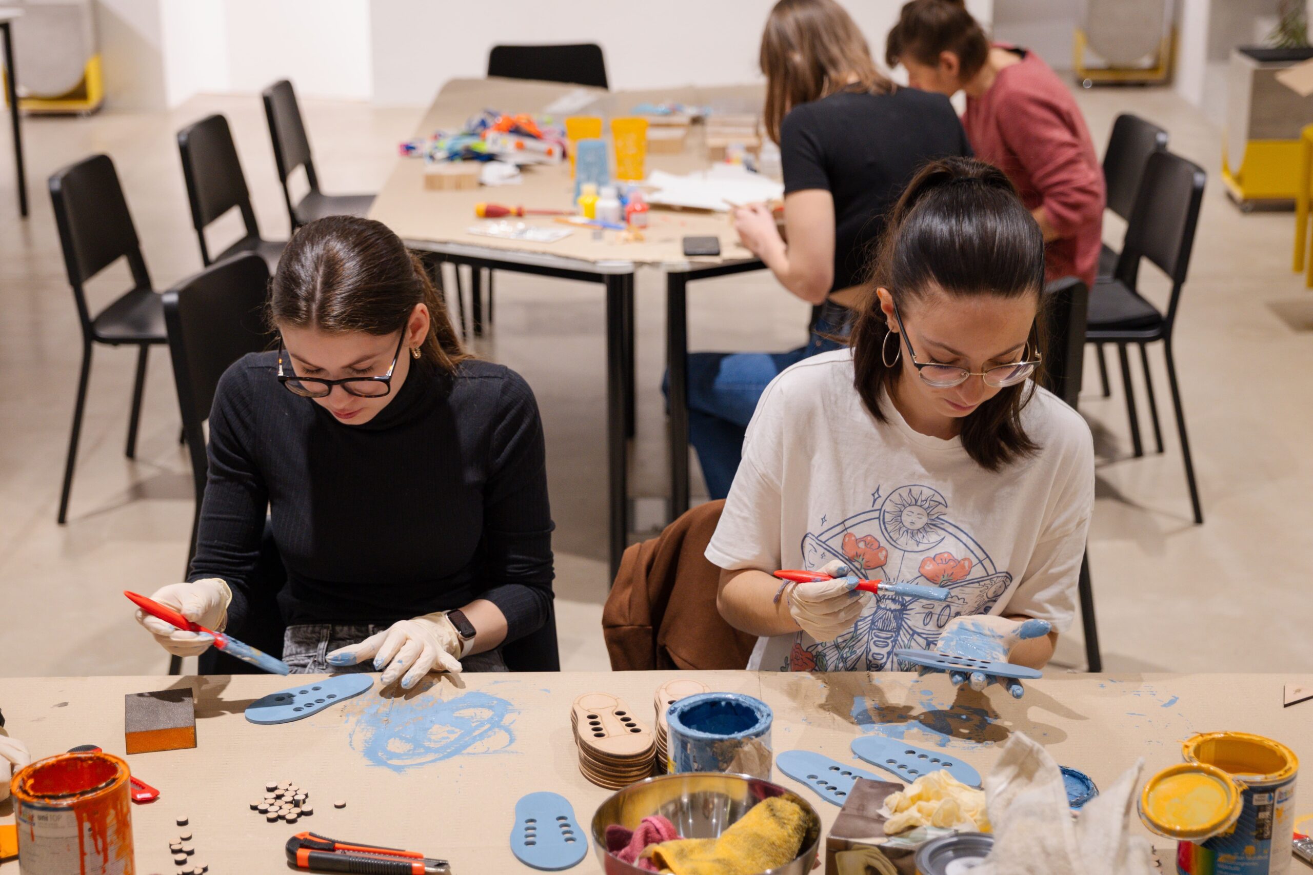 20251117_adapter_fejleszto_faragas45-min